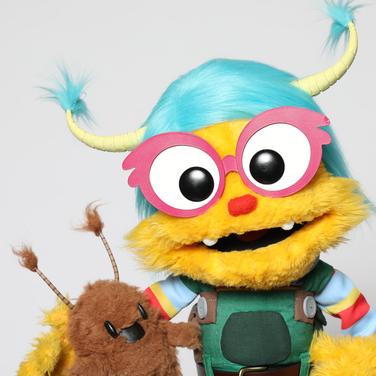 Edye Originals - El Elevador de Albie - Huggy Pepper, personaje en la serie El elevador de Albie